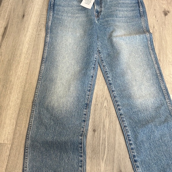 GRLFRND SARA HIGH RISE STRAIGHT JEAN ASTORIA 25 - Picture 2 of 9